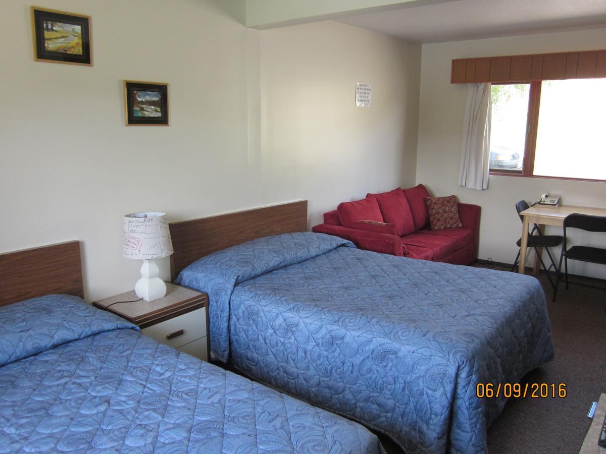 Valleyview Motel Williams Lake Extérieur photo