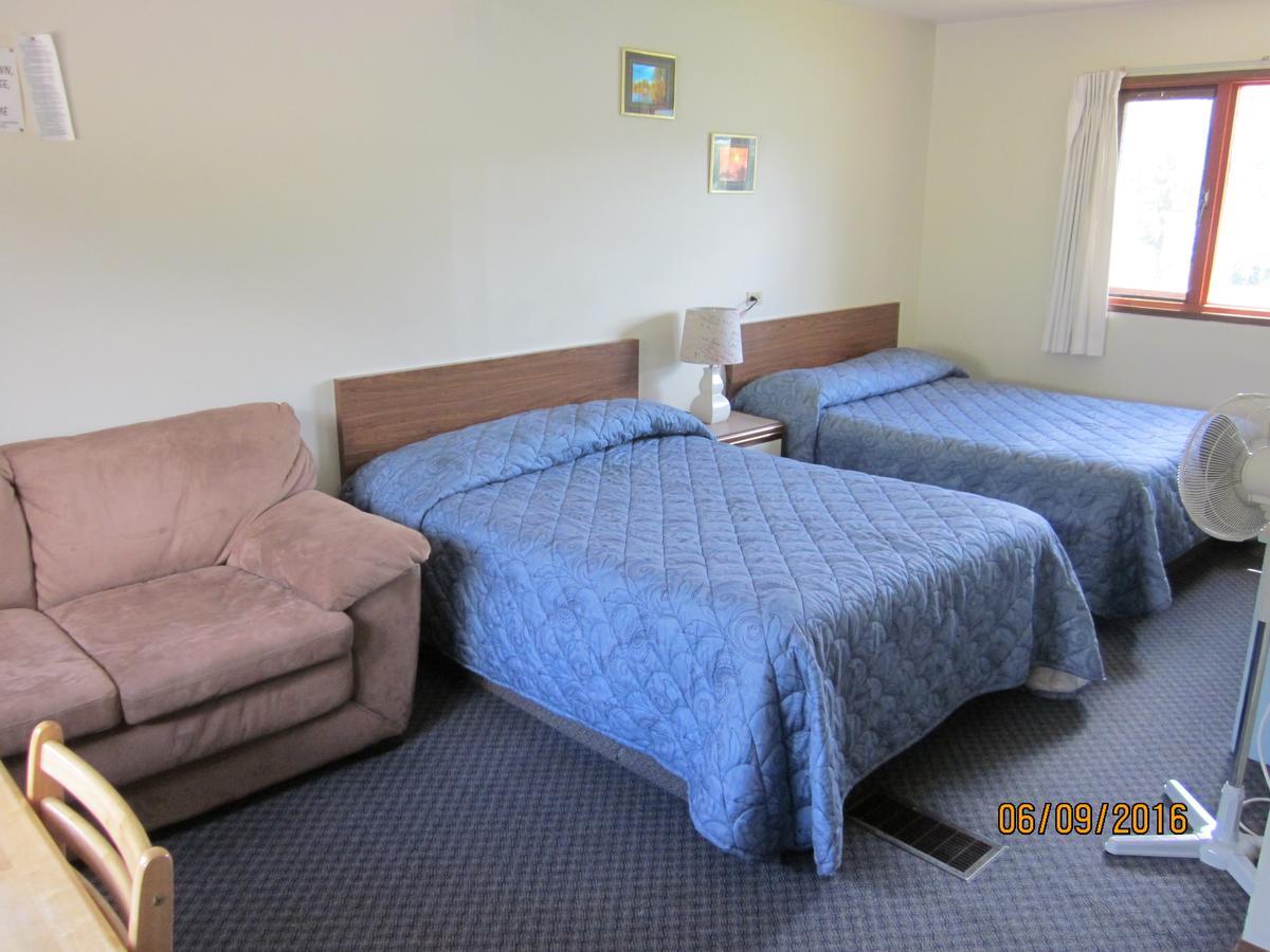 Valleyview Motel Williams Lake Extérieur photo